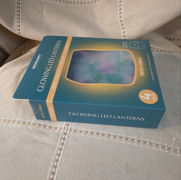 NEW Glowing LED Lanterns with Floating Flameless LED Candles 4pc PASTEL FLORALS - Picture 4 of 7